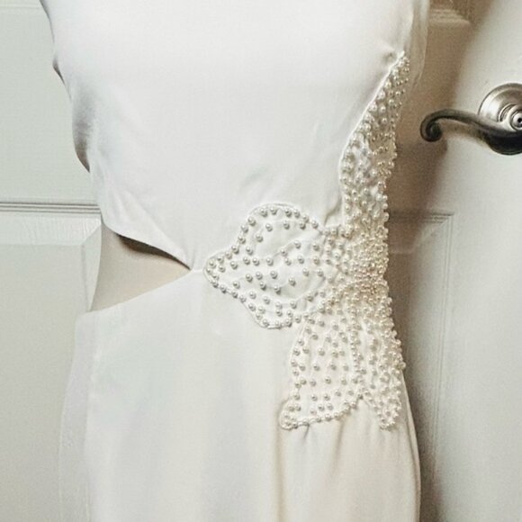 Avec Les Filles White Halter-Neck Floral Appliqué Midi Dress Size 12 NWT - Picture 3 of 9